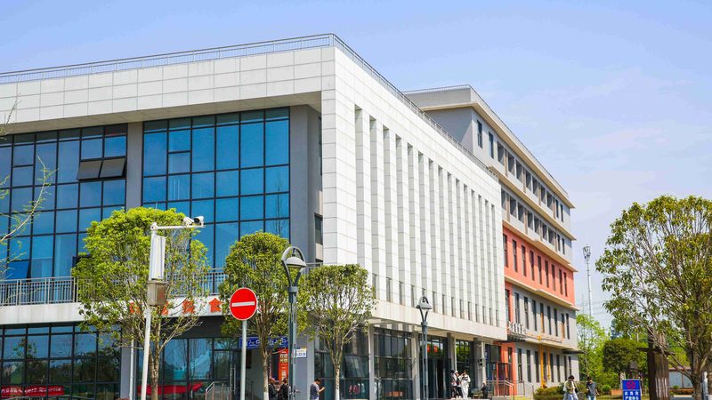成都连接器市场：性价比高的关键考量